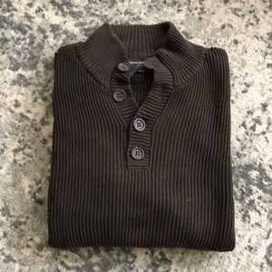 Banana Republic men’s brown button down sweater